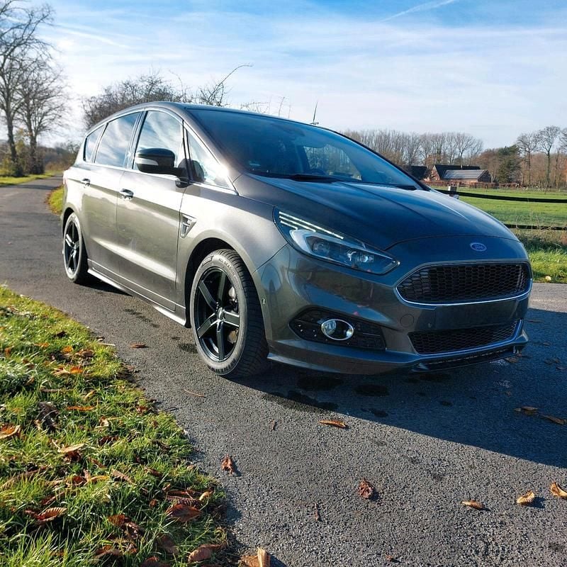 Gebraucht Ford S-MAX ST-Line 241 PS (177 kW) 2015 Grau Van / Kleinbus