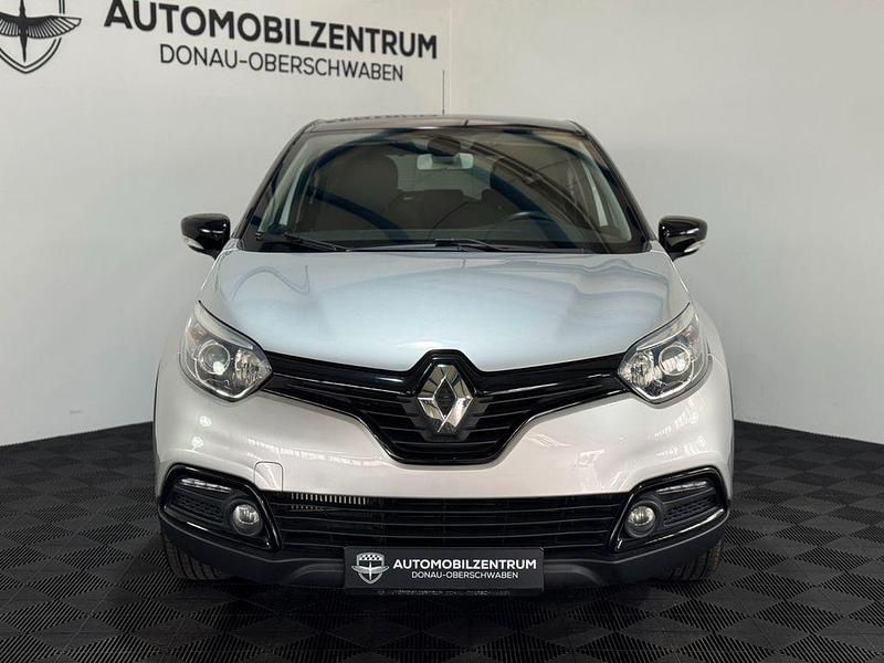 Gebraucht Renault Captur Luxe 120 PS (88 kW) 2015 Silber SUV