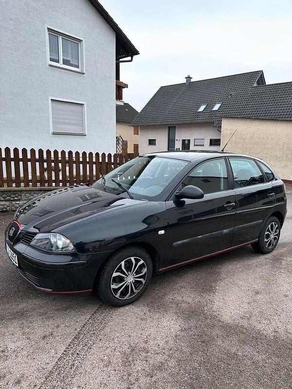 Gebraucht Seat Ibiza 64 PS (47 kW) 2004 Schwarz Kleinwagen