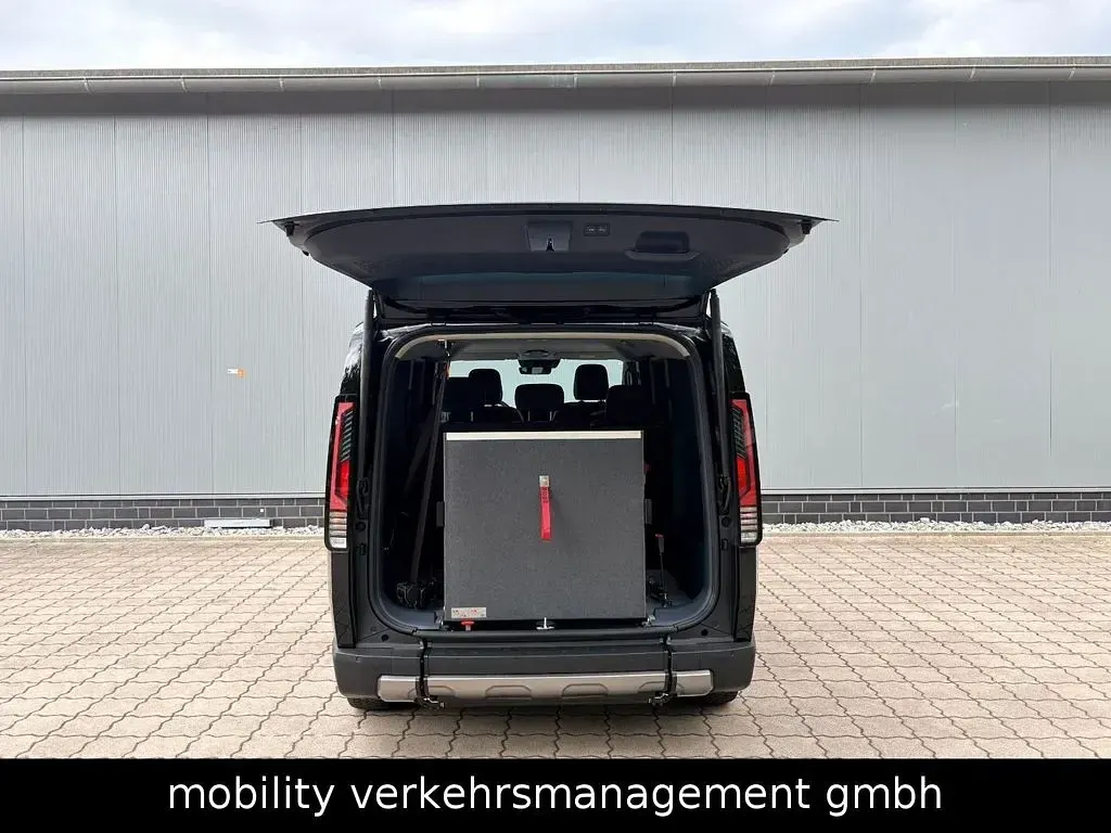 Neu Kia PV5 Plus 119 kW (163 PS) 2026 Schwarz Van / Kleinbus