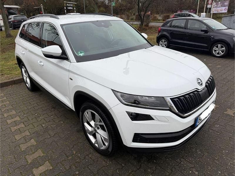 Weiß Gebraucht 2019 Skoda Kodiaq Soleil SUV | 21.500 € (Guter Preis) - Bild 1/4
