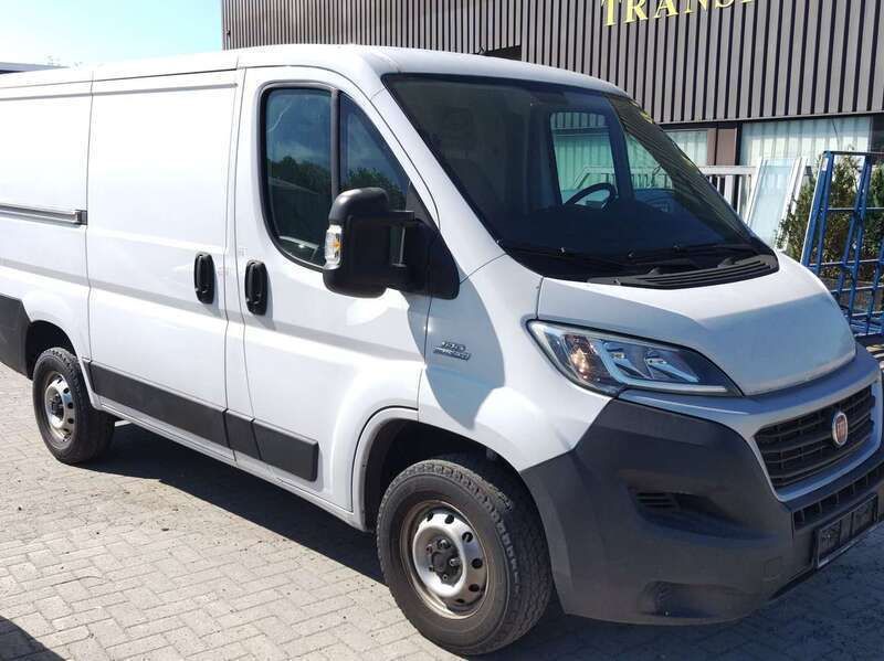 Weiß Gebraucht 2023 Fiat Ducato Van | 18.000 € (Superpreis) - Bild 1/4
