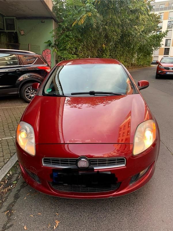 Rot Gebraucht 2007 Fiat Bravo Kleinwagen | 1.800 € (Guter Preis) - Bild 1/4