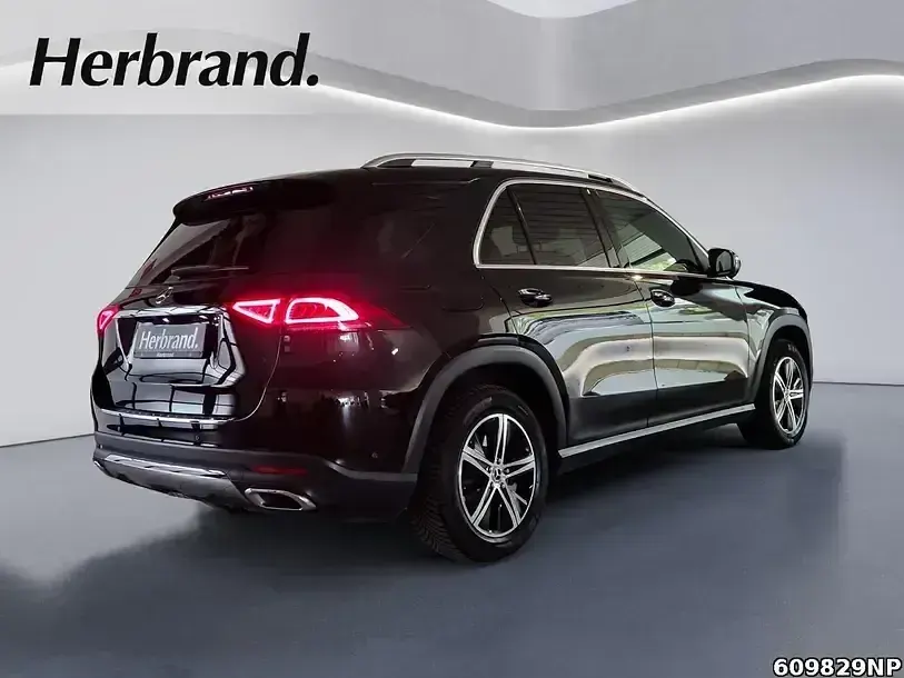Gebraucht Mercedes GLE300 272 PS (200 kW) 2022 Schwarz SUV