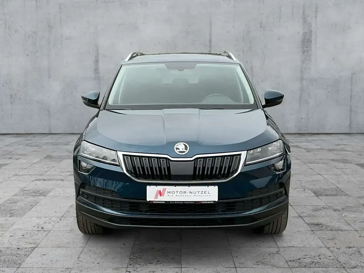 Gebraucht Skoda Karoq Clever 150 PS (110 kW) 2021 Lavablau metallic SUV