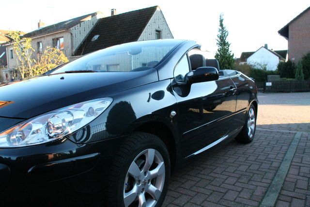 Gebraucht Peugeot 307 CC 190 PS (139 kW) 2006 Schwarz metallic Cabrio