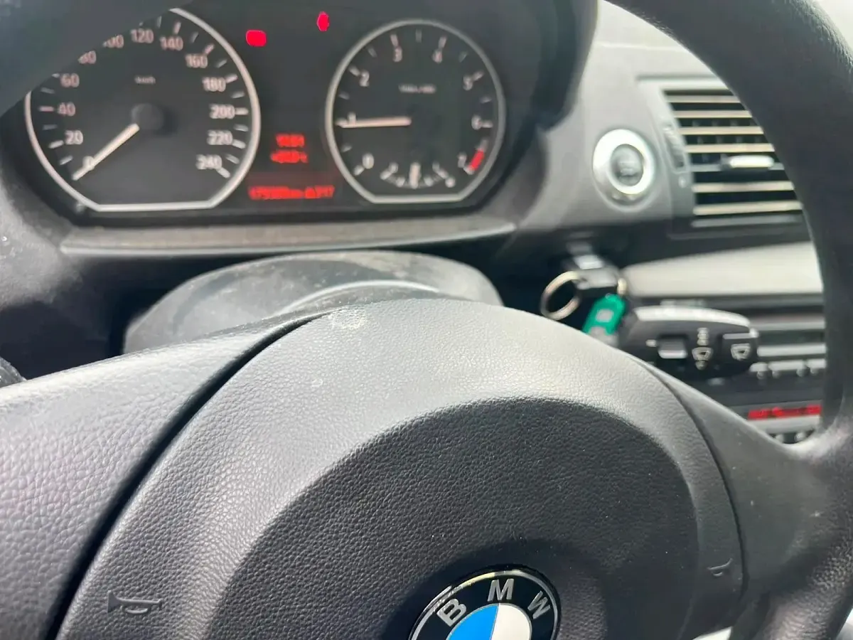 Gebraucht BMW 116 116 PS (85 kW) 2005 Grau Kleinwagen