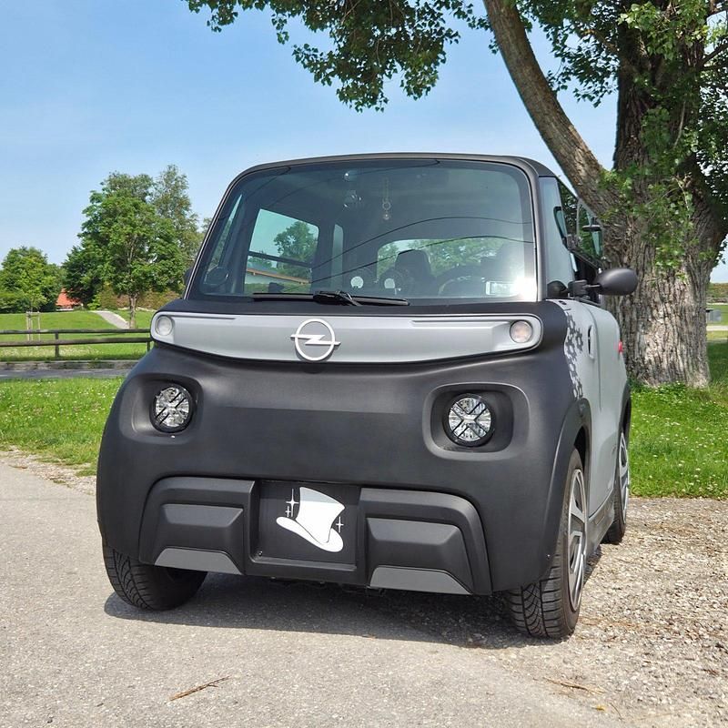 Grau Gebraucht 2023 Opel Rocks-e Rocks Kleinwagen | 9.500 € - Bild 1/4