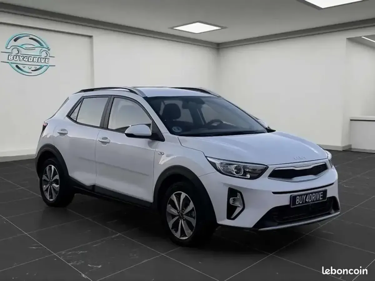 Gebraucht Kia Stonic Vision 101 PS (74 kW) 2024 Grau SUV