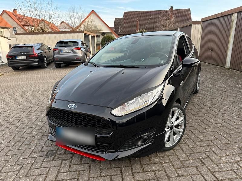 Gebraucht Ford Fiesta ST 125 PS (91 kW) 2014 Schwarz Kleinwagen