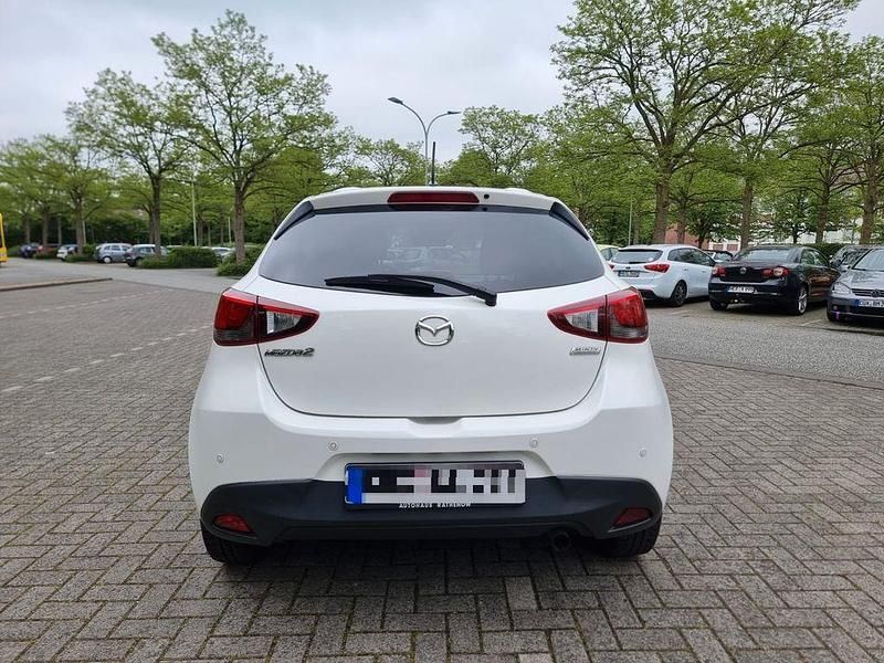 Gebraucht Mazda 2 Nakama 90 PS (66 kW) 2016 Weiß Limousine