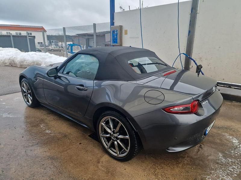 Gebraucht Mazda MX5 184 PS (135 kW) 2023 Grau Cabrio