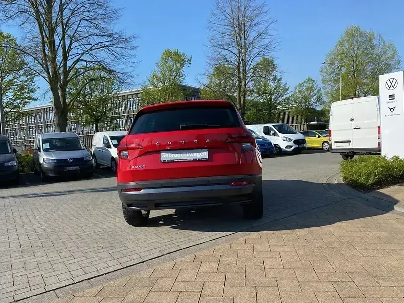 Gebraucht Skoda Karoq Ambition 150 PS (110 kW) 2020 Velvet rot SUV