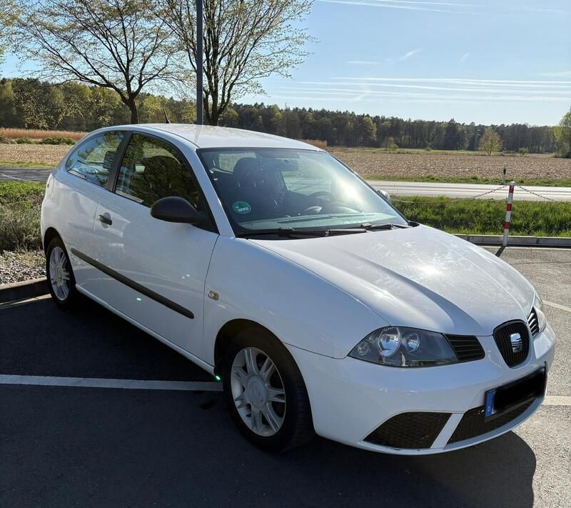 Weiß Gebraucht 2007 Seat Ibiza Kleinwagen | 400 € (Superpreis) - Bild 1/4