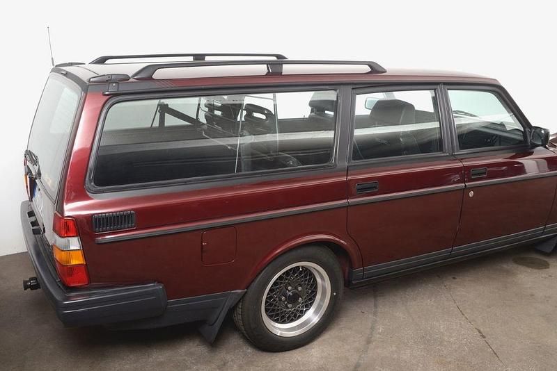 Gebraucht Volvo Polar 204 PS (150 kW) 1993 Rot Kombi