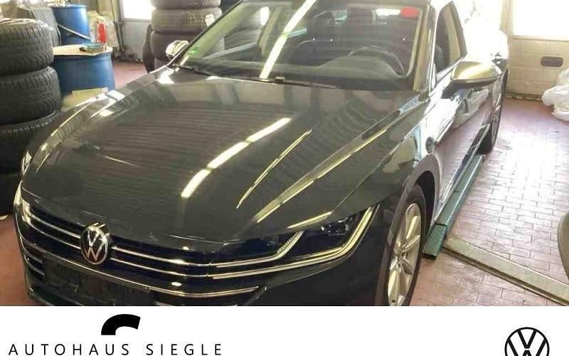 Grau Gebraucht 2021 VW Golf VIII Comfortline Kombi | 26.880 € - Bild 1/4
