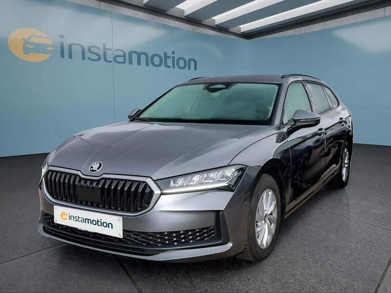 Grau Gebraucht 2025 Skoda Superb Kombi | 32.199 € - Bild 1/4
