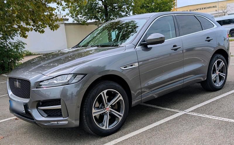 Grau Gebraucht 2018 Jaguar F-Pace R-Sport SUV | 23.790 € (Fairer Preis) - Bild 1/4