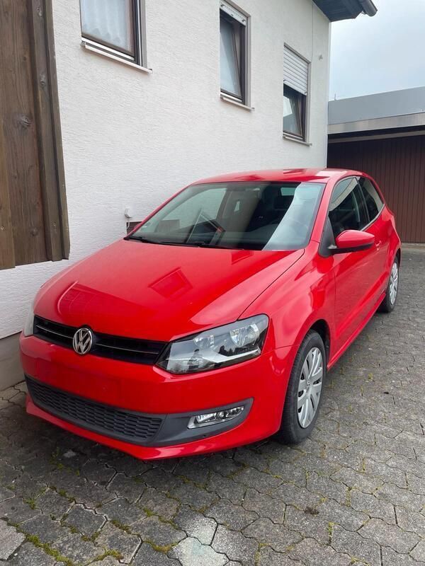 Rot Gebraucht 2010 VW Polo Kleinwagen | 3.300 € (Guter Preis) - Bild 1/4