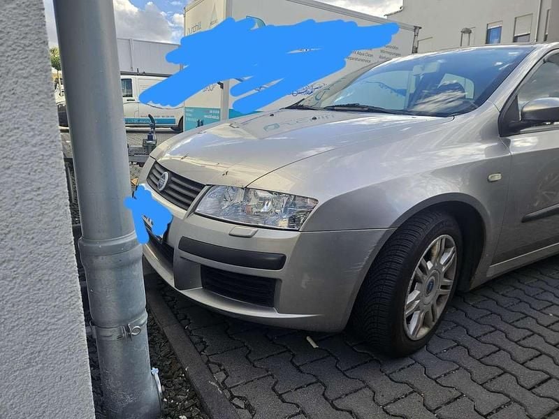 Gebraucht 2003 Fiat Stilo Sport Limousine | 700 € (Superpreis) - Bild 1/4