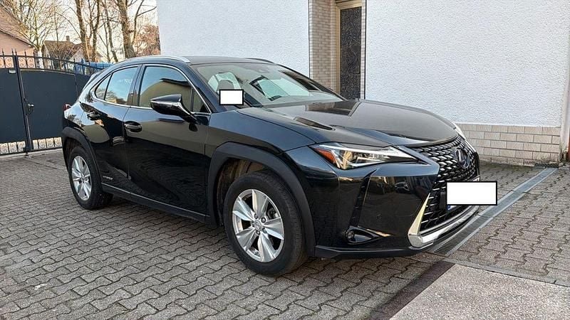 Gebraucht Lexus UX 250h Executive Line 152 PS (111 kW) 2022 Grau SUV