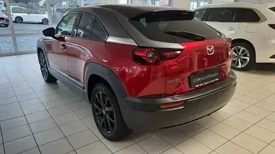 Gebraucht Mazda MX30 Ad'Vantage 106 kW (145 PS) 2020 3ton magmarot metallic SUV