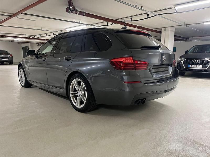Gebraucht BMW 530 M Sport 258 PS (189 kW) 2016 Grau Kombi