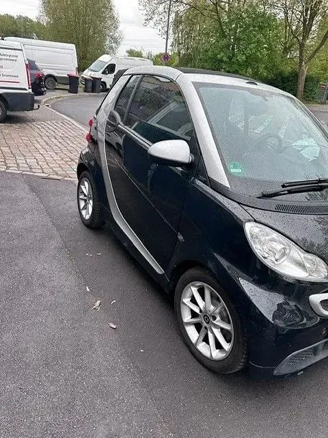 Gebraucht Smart ForTwo Cabrio Pure 71 PS (52 kW) 2012 Schwarz Cabrio