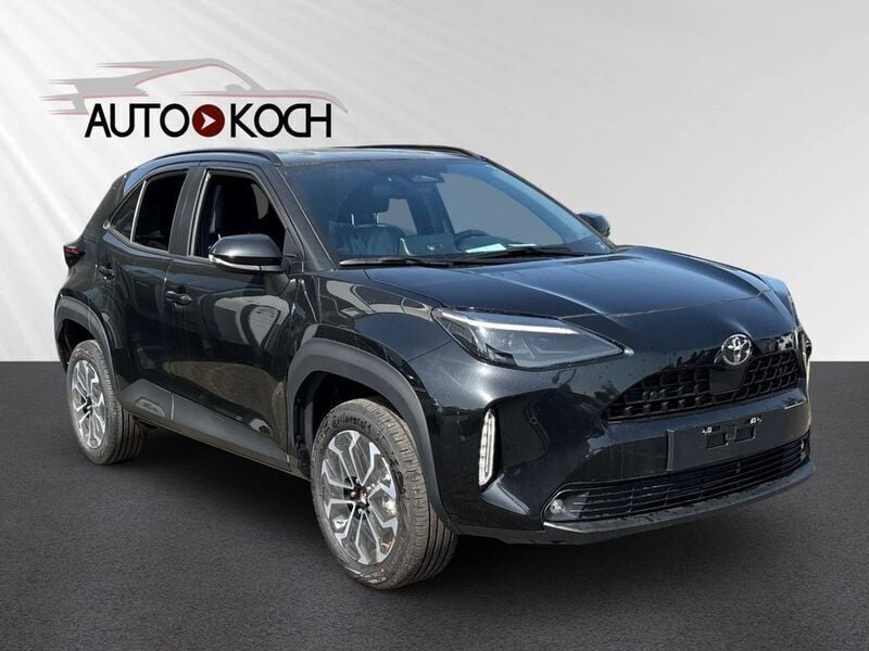 Schwarz Neu 2025 Toyota Yaris Cross Team SUV | 29.940 € - Bild 1/4