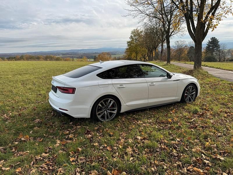 Gebraucht Audi S5 Ambiente 354 PS (260 kW) 2018 Weiß Limousine
