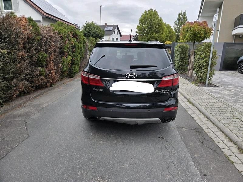 Schwarz Gebraucht 2015 Hyundai Santa Fe SUV | 15.200 € (Teuer) - Bild 1/4
