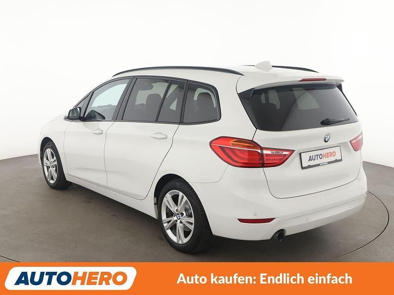 Gebraucht BMW 218 Gran Tourer Advantage 136 PS (100 kW) 2015 Weiß Van / Kleinbus