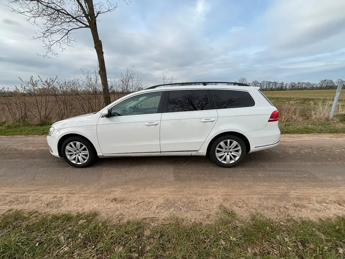 Gebraucht VW Passat 140 PS (102 kW) 2013 Weiß Kombi