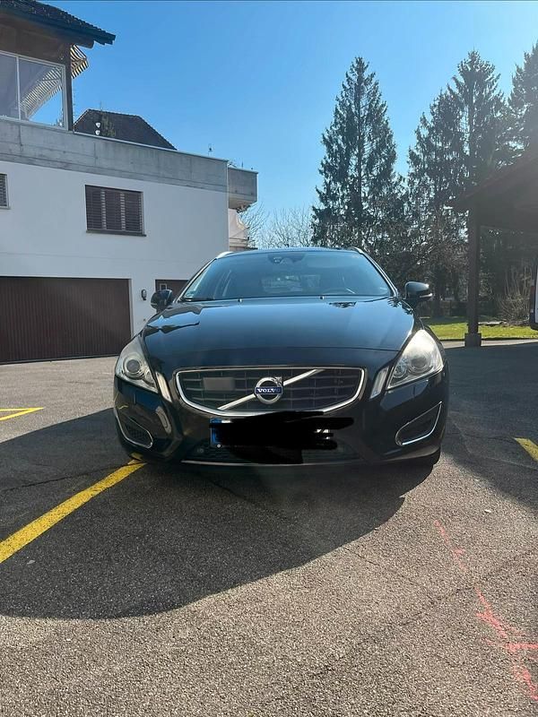 Gebraucht Volvo V60 205 PS (150 kW) 2010 Schwarz Kombi
