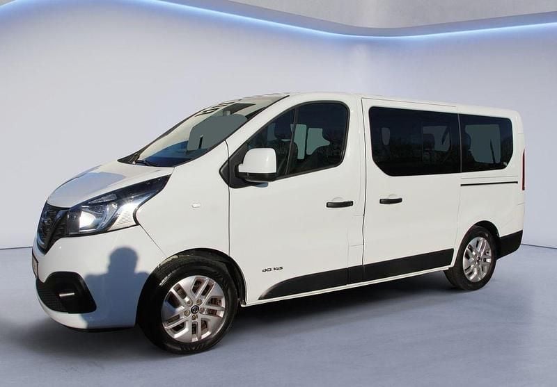 Weiß Gebraucht 2018 Nissan NV300 Premium Edition Van | 17.990 € (Fairer Preis) - Bild 1/4