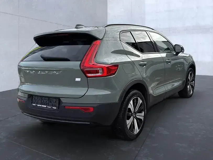 Gebraucht Volvo XC40 Plus 261 PS (191 kW) 2022 Grün SUV
