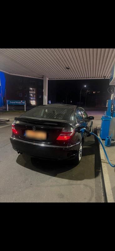 Gebraucht Mercedes C180 143 PS (105 kW) 2006 Schwarz Coupé