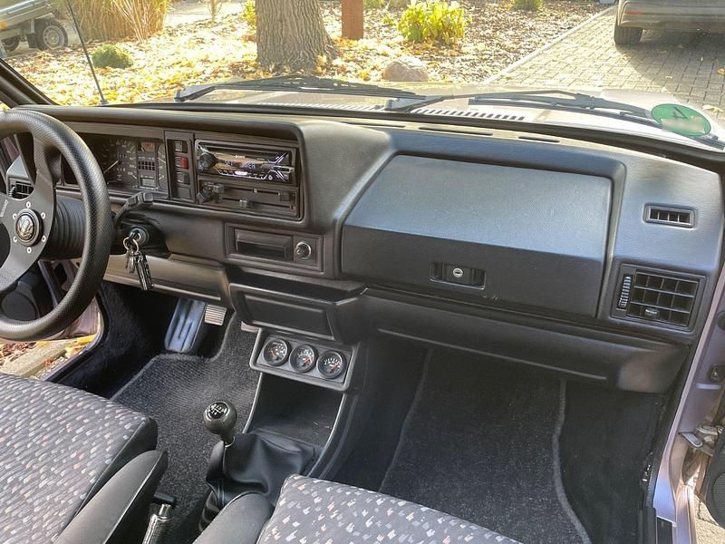 Gebraucht VW Golf Cabriolet 133 PS (97 kW) 1992 Violet Cabrio