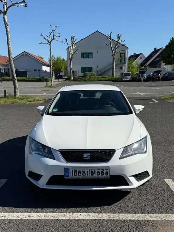 Gebraucht Seat Leon 86 PS (63 kW) 2014 Weiß Limousine