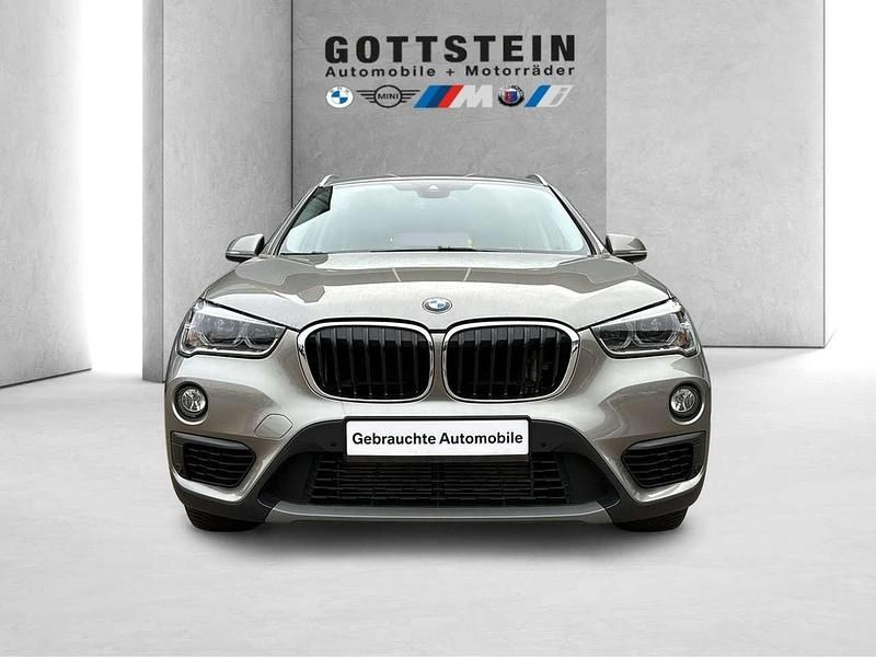 Gebraucht BMW X1 Advantage 192 PS (141 kW) 2017 Platinsilber SUV