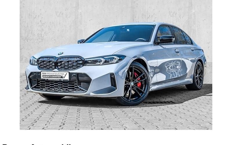 Grau Gebraucht 2024 BMW M340 Comfort Edition Limousine | 57.480 € (Guter Preis) - Bild 1/4