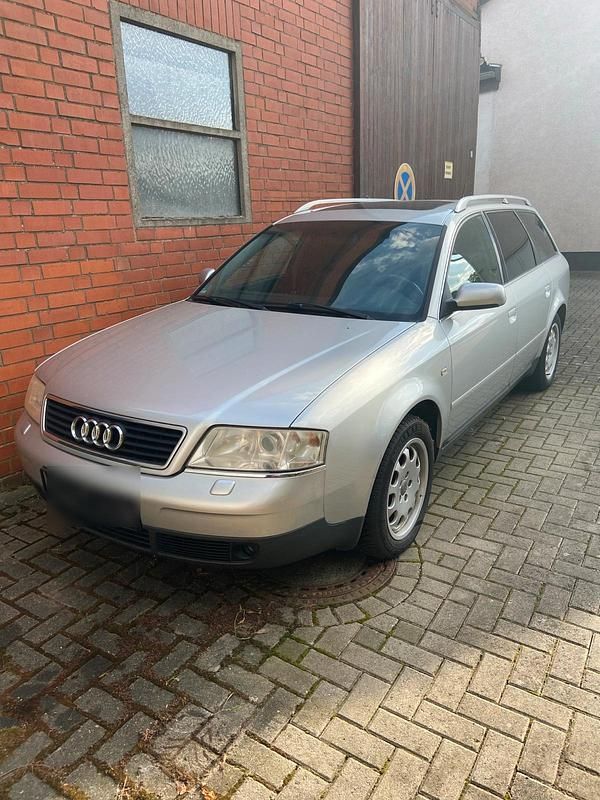 Silber Gebraucht 1999 Audi A6 Kombi | 950 € (Superpreis) - Bild 1/4