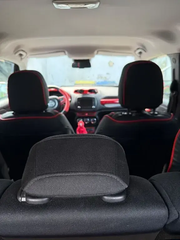 Gebraucht Jeep Renegade Limited 140 PS (102 kW) 2017 Schwarz SUV