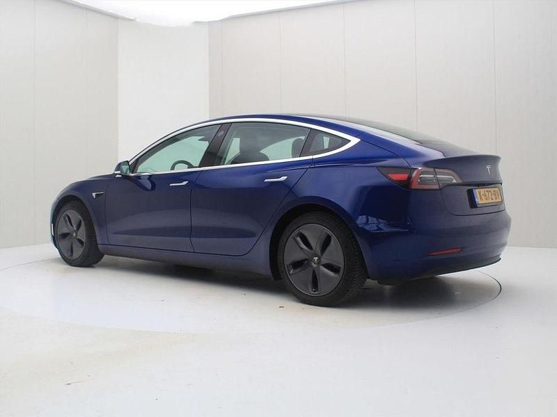 Gebraucht Tesla Model 3 Standard Range 225 kW (306 PS) 2020 Blau Limousine