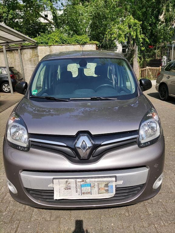 Grau Gebraucht 2016 Renault Kangoo Van / Kleinbus | 8.200 € (Etwas zu teuer) - Bild 1/4