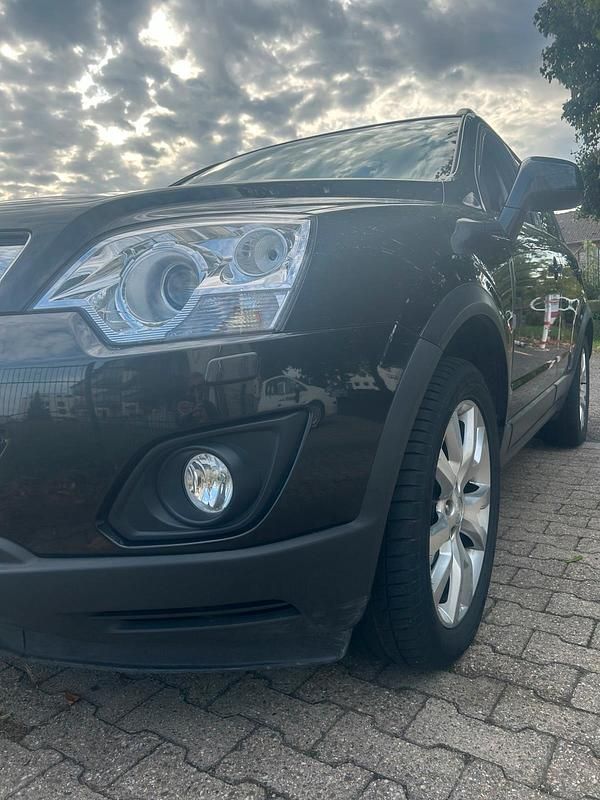 Schwarz Gebraucht 2017 Opel Antara SUV | 10.550 € - Bild 1/4