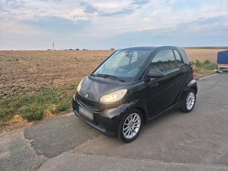 Schwarz Gebraucht 2008 Smart ForTwo Coupé Kleinwagen | 3.650 € (Fairer Preis) - Bild 1/4