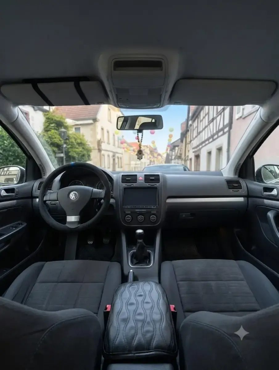 Gebraucht VW Golf V 85 PS (62 kW) 2007 Schwarz Kleinwagen