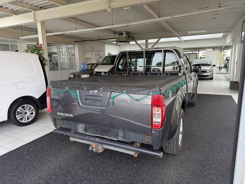 Gebraucht Nissan Navara 144 PS (105 kW) 2014 Grau Pickup
