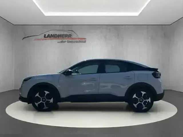 Nowe Citroën C4 131 KM (96 kW) 2025 Biały SUV